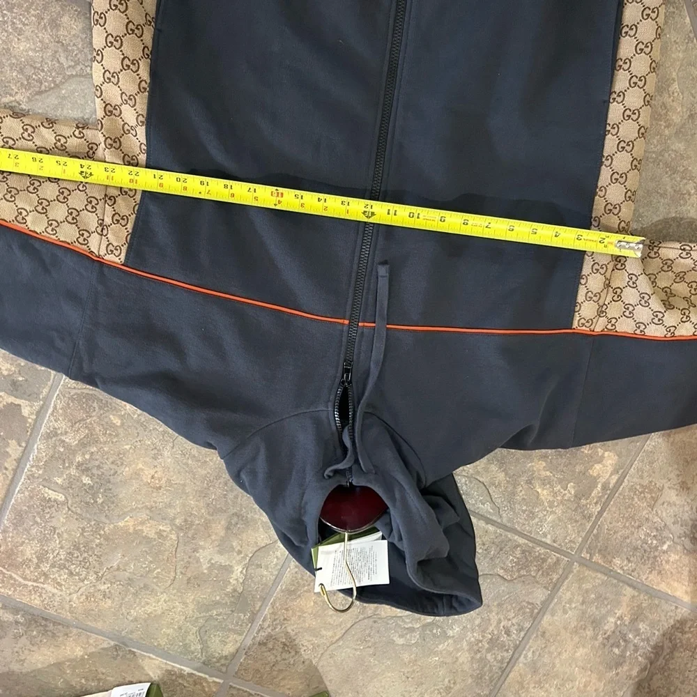 Men's Gucci, cotton jersey zip jacket/hoodie signature GG Supreme XL. NWT